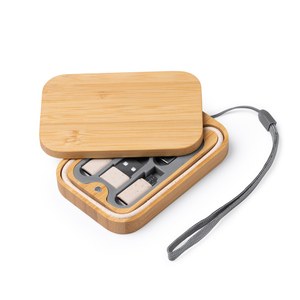 BACU Charging cable set presented in a bamboo case with magnetized lid - EgotierPro IA1293